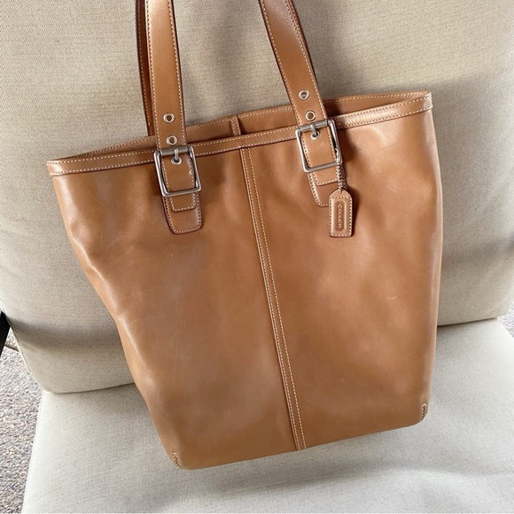 COACH Large Camel Leather Shoulder/Tote Bag - Picture 9 of 13